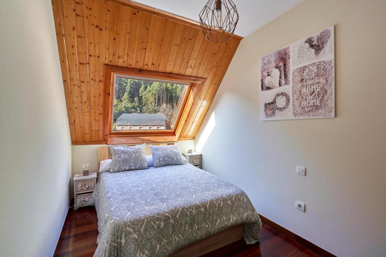 Magnifico Atico Duplex Con Vistas A La Montana Apartment Canfranc Exterior photo