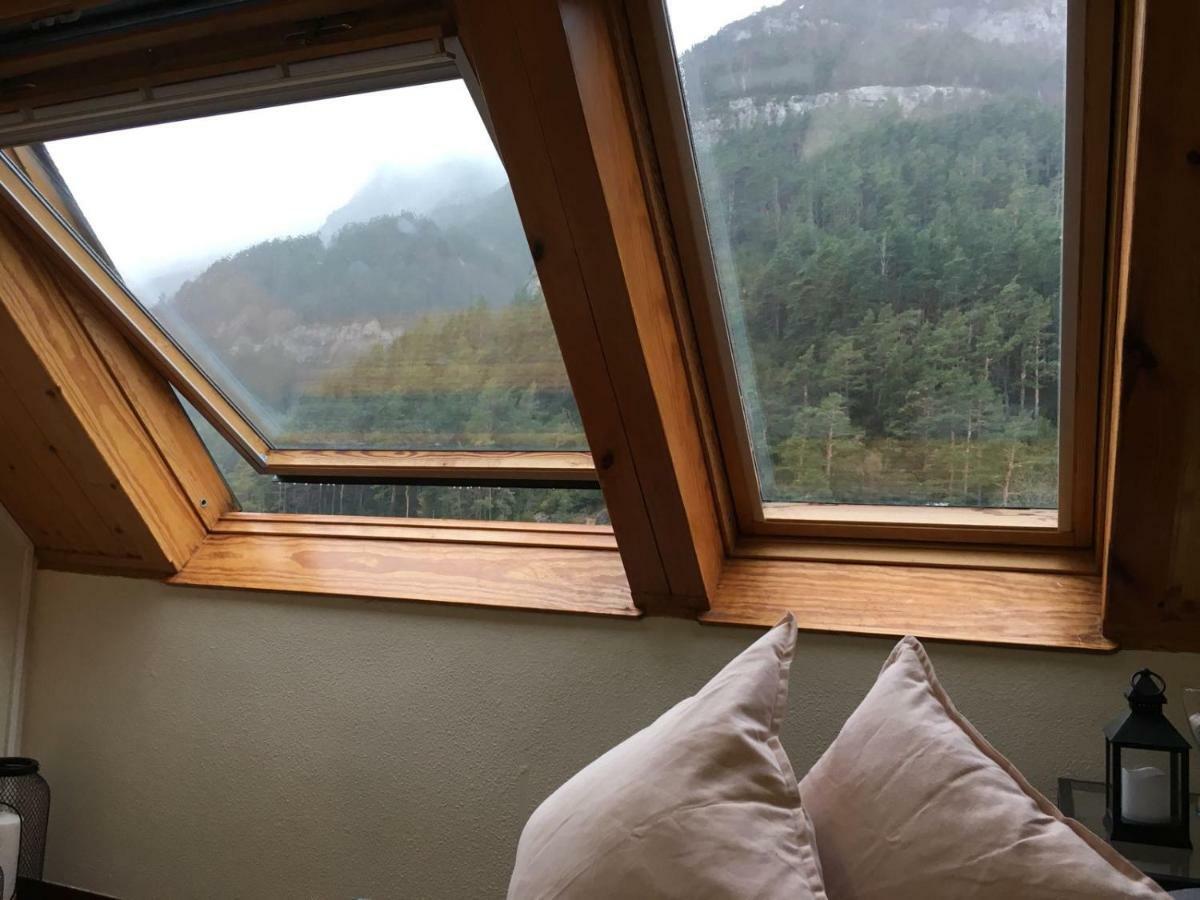 Magnifico Atico Duplex Con Vistas A La Montana Apartment Canfranc Exterior photo